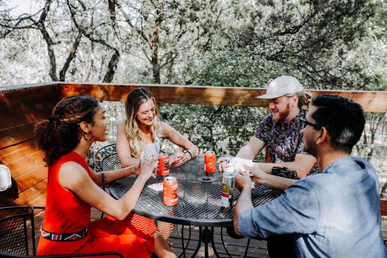 Wimberley Inn & Bar Экстерьер фото